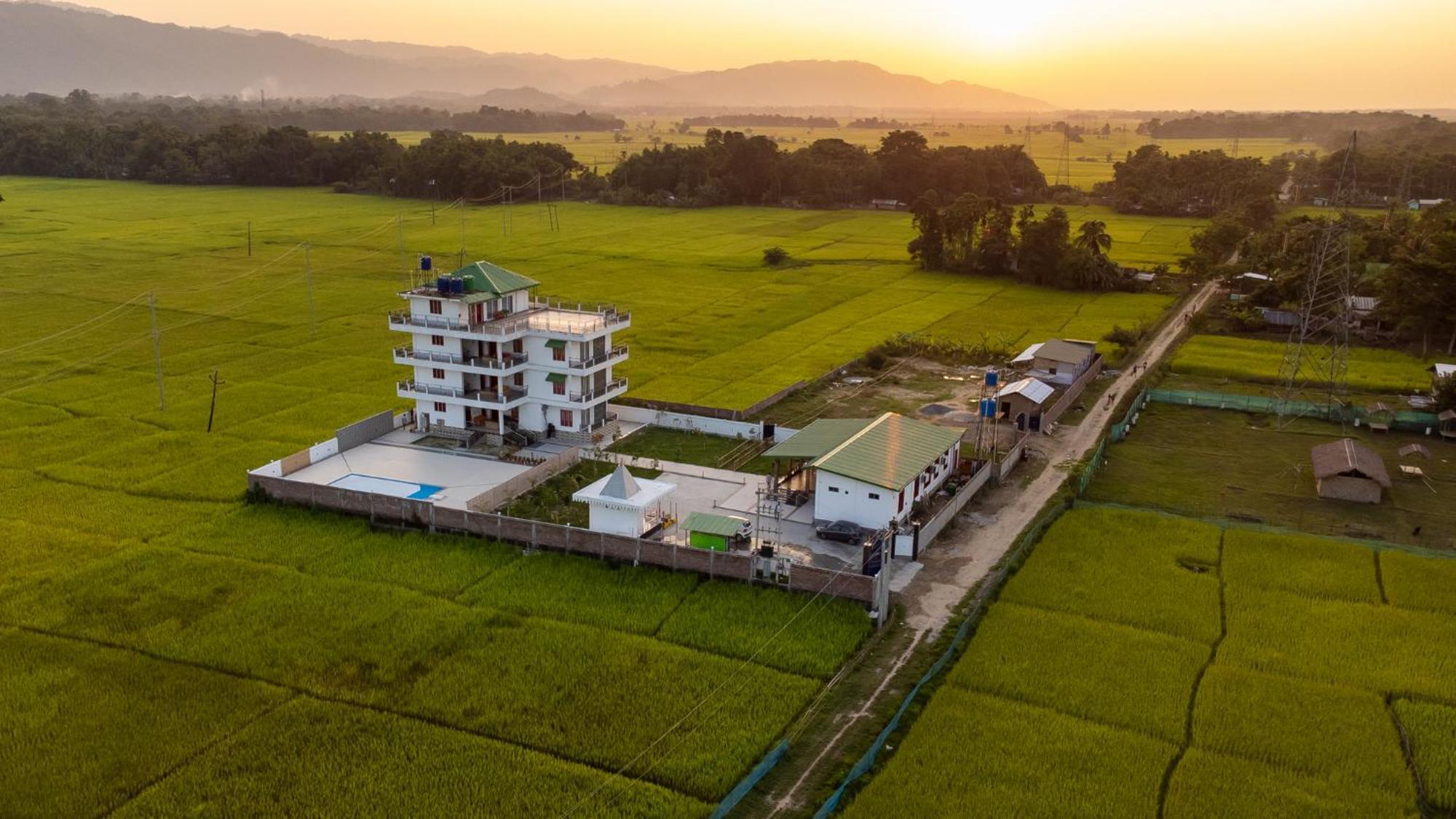 The Kaziranga Address Hotel Exterior foto